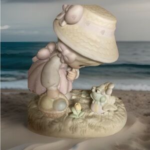 Precious Moments Hoppy Easter Friend